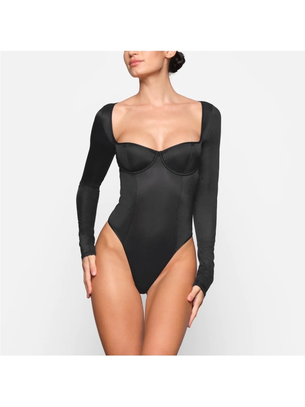 SKIMS Glissenette Long Sleeve Bodysuit in the color Onyx (black). Small
